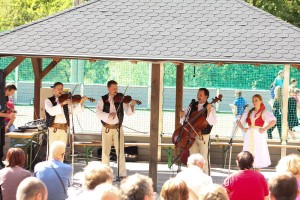 Nebeská muzika folklór v obci Šútovce